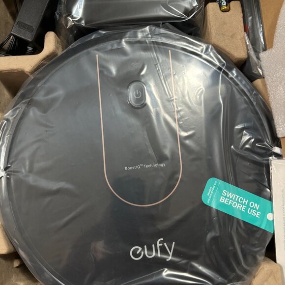 Eufy BoostIQ RoboVac 15C Robotic Vacuum Cleaner (T2120) - Picture 7 of 12